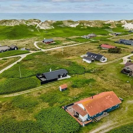 Holiday home 4 Bedroom Beautiful In *