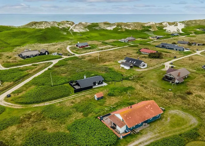 Feriehus Four-bedroom In *