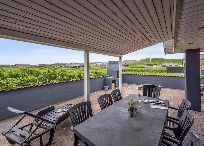 Four-bedroom In * Hvide Sande