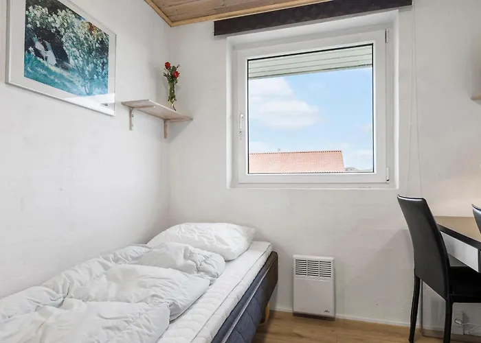 Feriehus Four-bedroom In *