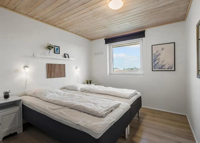 Four-bedroom In Hvide Sande